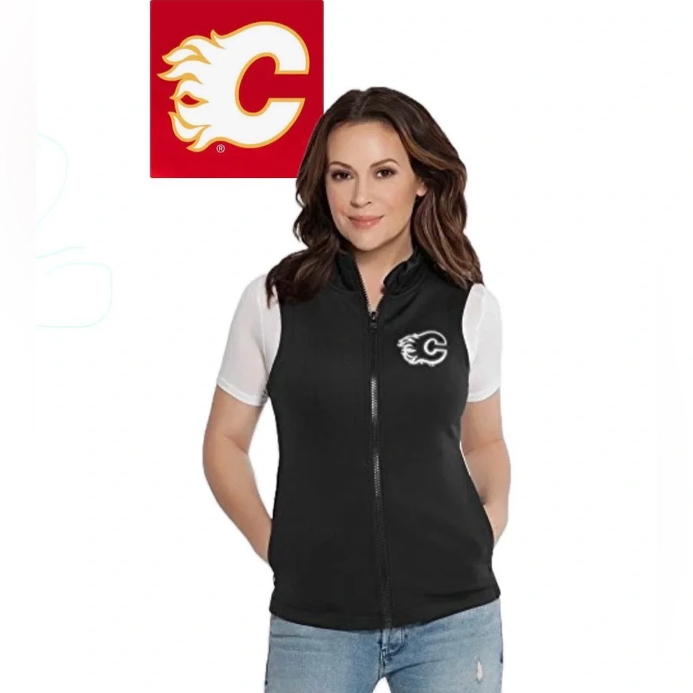 NWT [Touch by Alyssa Milano] Calgary Flames NHL Zip-Up Activewear Vest Womens M - Picture 2 of 13